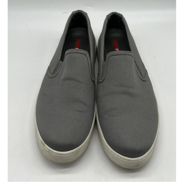 Prada Women's Gray Slip-On Sneaker w/ Logo on Heel sz 38.5 - Picture 2 of 5